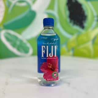 Agua Fiji (Fiji Water)